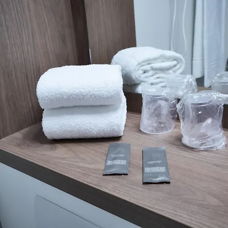 Hotel Campanile Evry Est - Germain Les Corbeil 3*