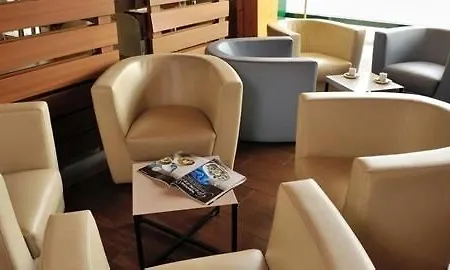 Campanile Evry Est - Germain Les Corbeil Szálloda