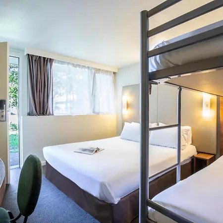 Campanile Evry Est - Germain Les Corbeil 3*