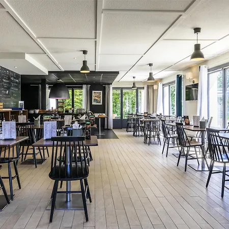 Campanile Evry Est - Germain Les Corbeil 3*