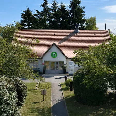 Campanile Evry Est - Germain Les Corbeil 3*