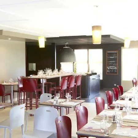 Hotel Campanile Evry Est - Germain Les Corbeil Saint-Germain-lès-Corbeil